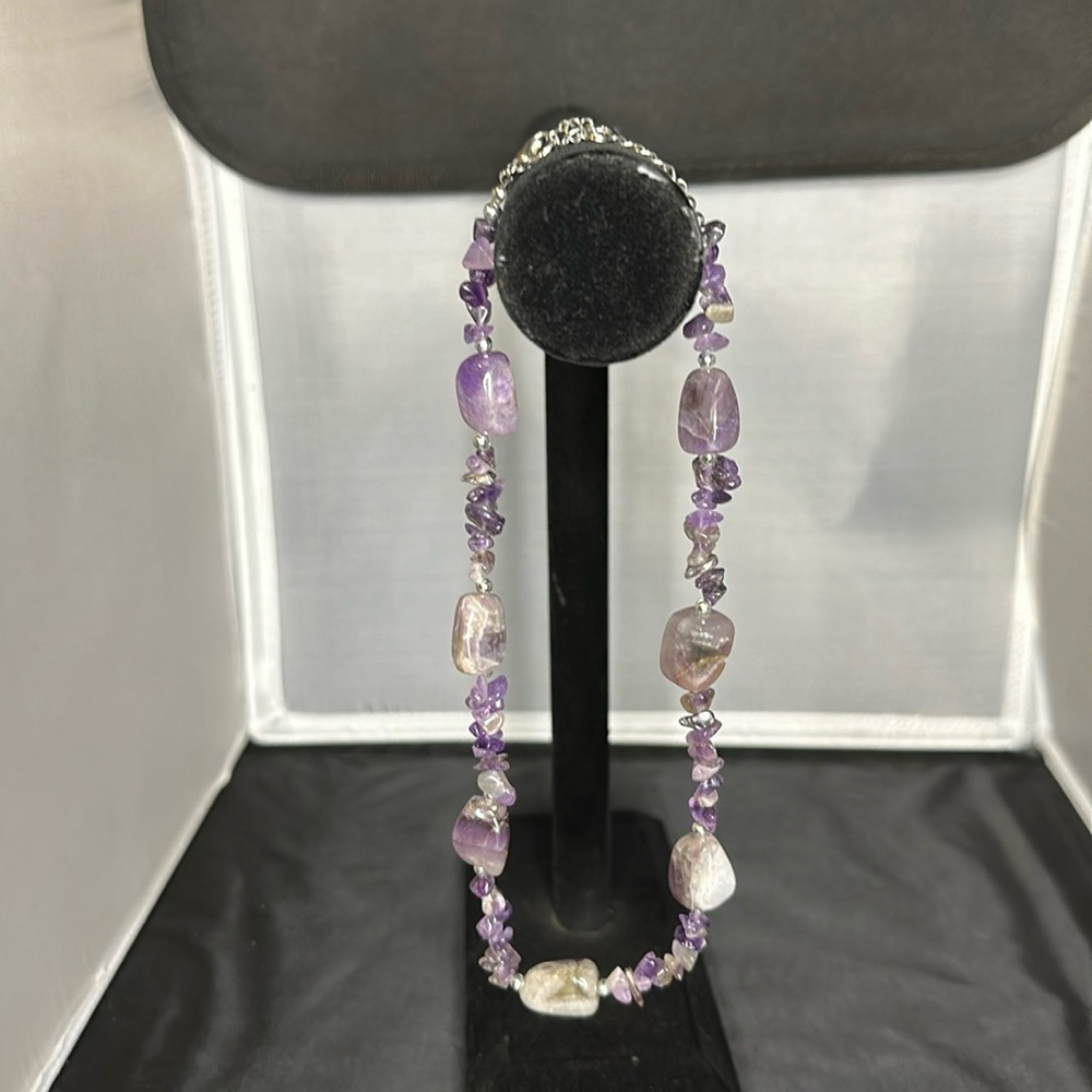 ❗️sold❗️ Vintage Amethyst Chip Necklace.